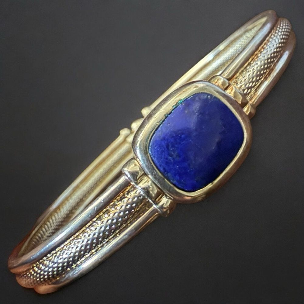 Boho Silver Bangle with Deep Lapis Stone – Artisan Style